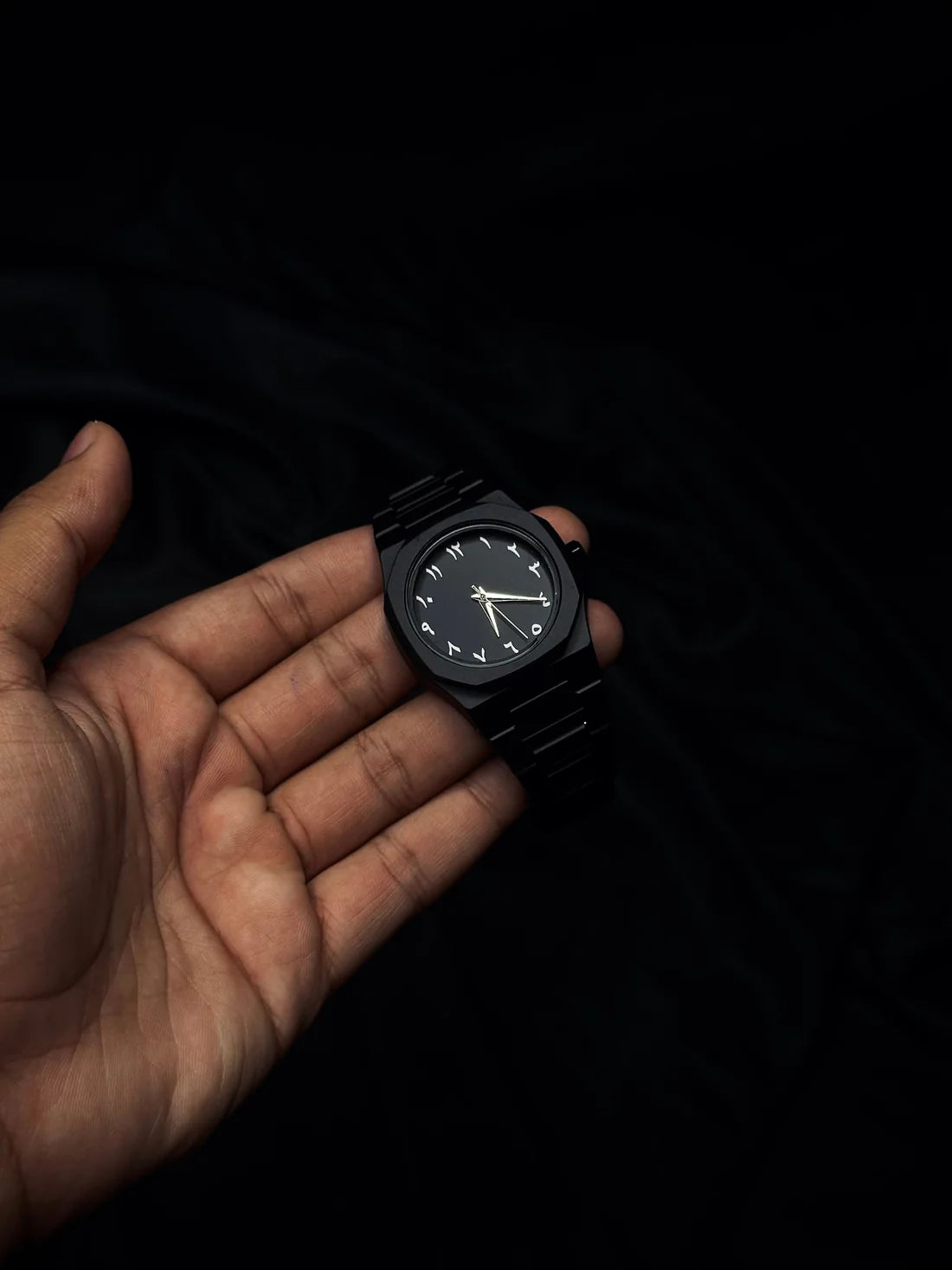 Black arabic aura watch in stainless steel