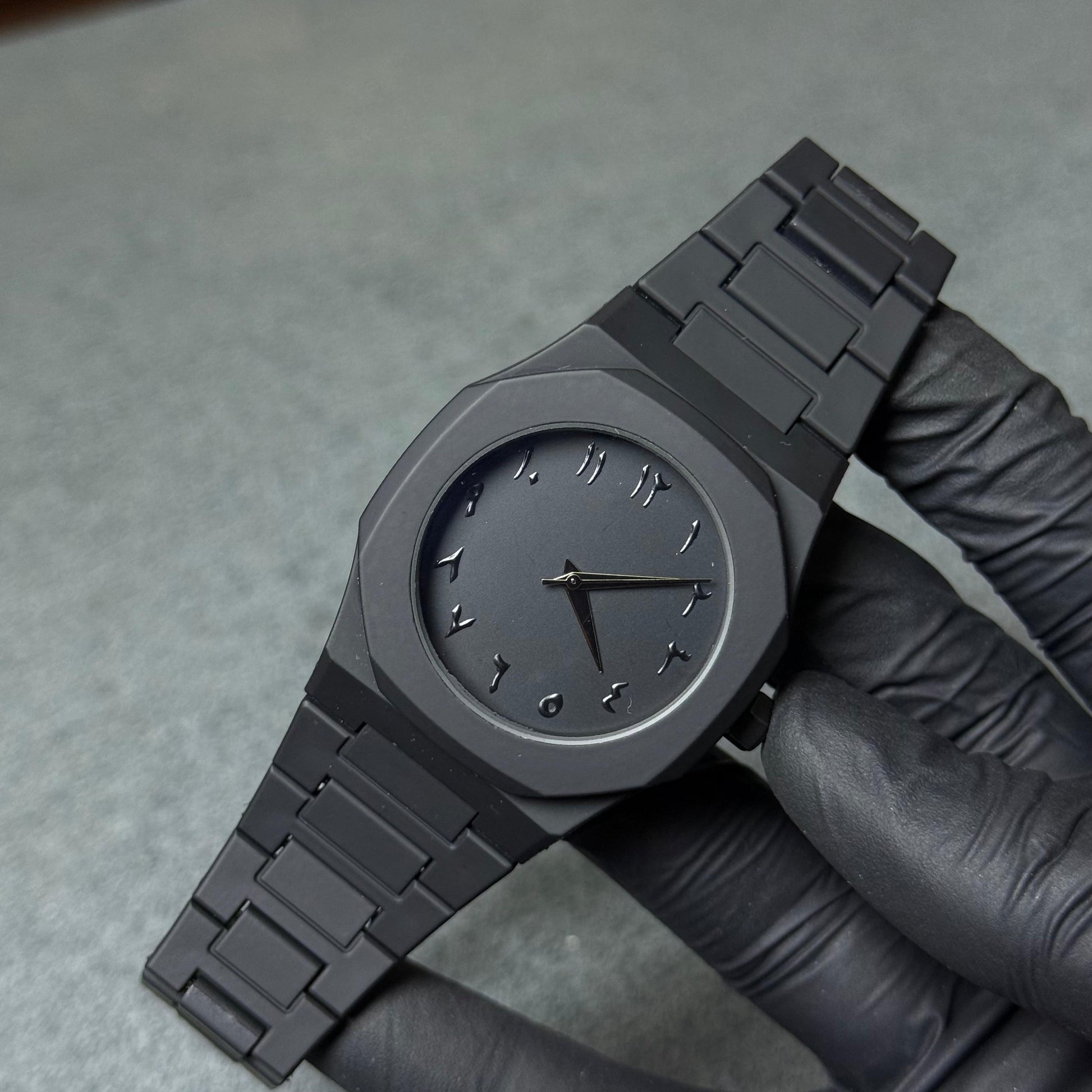 Black arabic aura watch fiber